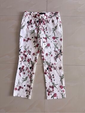 Jasmine & Juliana Women’s Floral Capris - White with Pink Floral Print